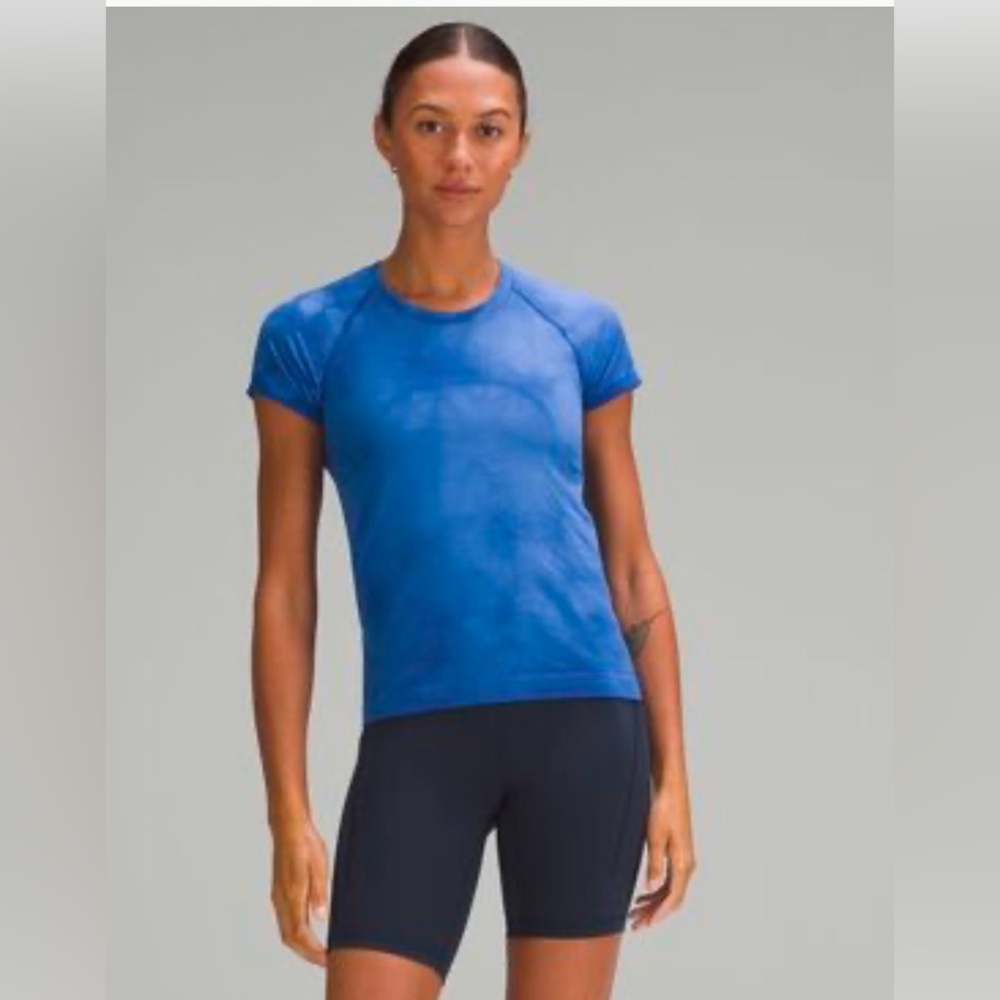 NWT Lululemon Swiftly Tech Tee 2.0 Race Length Blue Marble Dye, Size 6